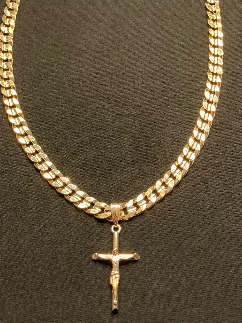 Gold Chain Cuban Link Necklace 7mm and Gold Cross Crucifix Pendant Set